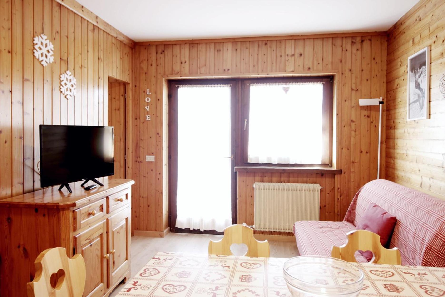 La Tana - Agenzia Dolomiti Affitti Apartment Cavalese Exterior photo